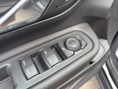 Used 2024 GMC Terrain SLE w/ Driver Convenience Package AWD/4WD image 21