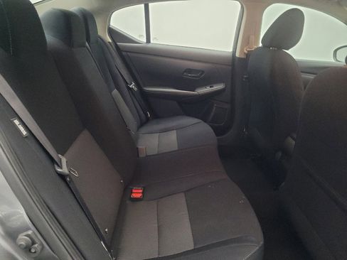 Used 2024 Nissan Sentra SV FWD image 19