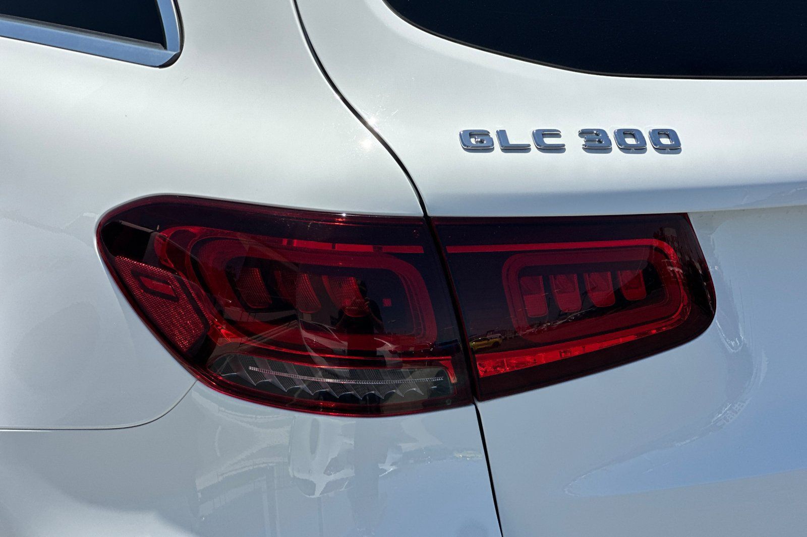 Used 2022 Mercedes-Benz GLC 300 image 26