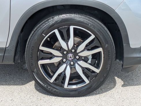 Used 2021 Honda Pilot Elite image 12
