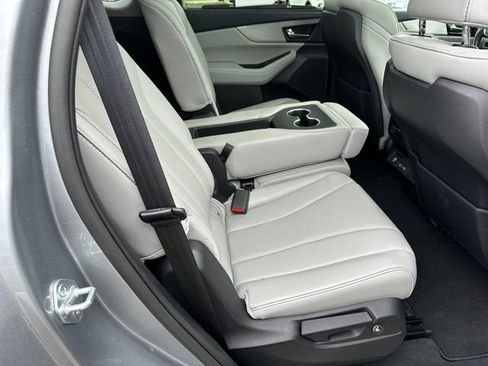 Used 2023 Acura MDX FWD w/ Technology Package image 13