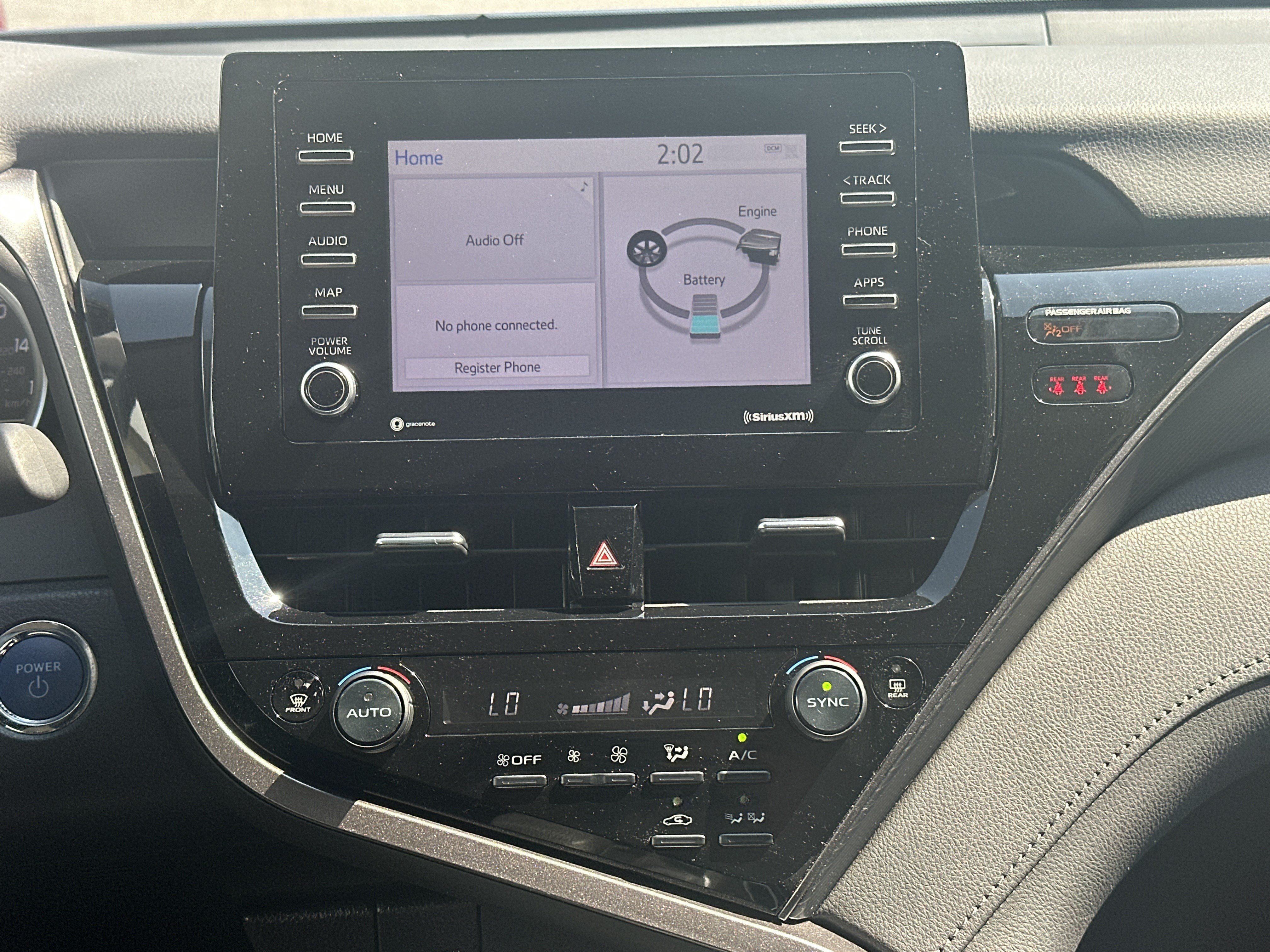 Used 2022 Toyota Camry LE FWD image 23