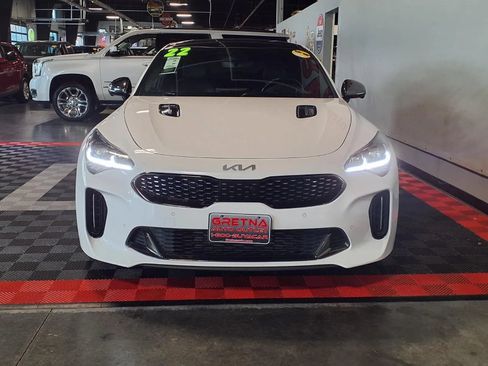Used 2022 Kia Stinger GT2 RWD image 3