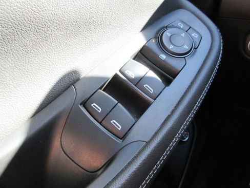 Certified 2025 Buick Encore GX Preferred AWD/4WD image 22