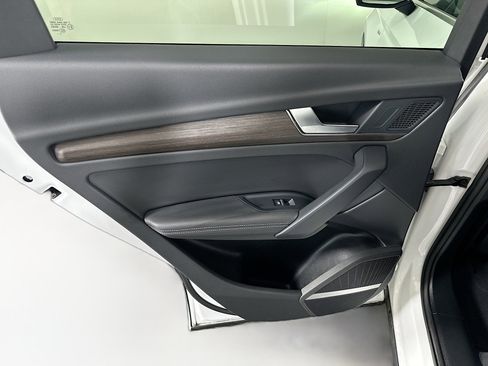 Used 2024 Audi Q5 2.0T Premium Plus image 27