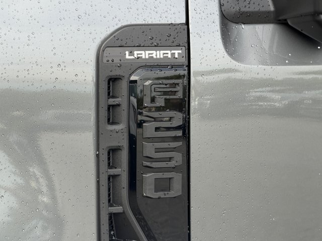 New 2027 Ford F250 Lariat w/ Black Appearance Package AWD/4WD image 12