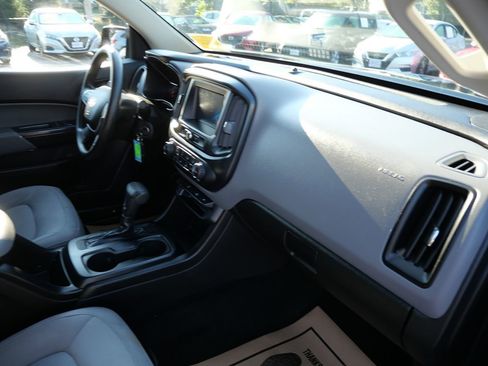 Used 2018 Chevrolet Colorado W/T w/ WT Convenience Package image 30