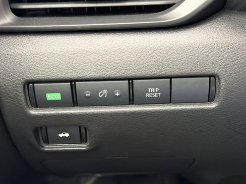 Certified 2024 Nissan Sentra S FWD image 22