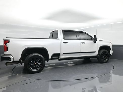 Used 2024 Chevrolet Silverado 3500 High Country w/ High Country Premium Package AWD/4WD image 5