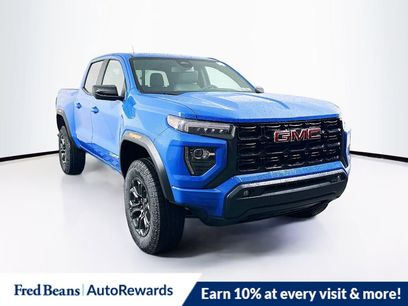 New 2025 GMC Canyon Elevation w/ Convenience Package