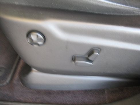 Used 2018 Jeep Grand Cherokee Altitude image 14