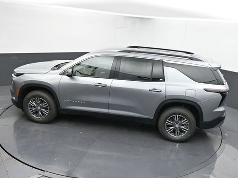 New 2026 Chevrolet Traverse LT w/ LPO, Floor Liner Package image 39