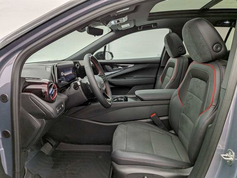 New 2026 Chevrolet Blazer EV RS image 17