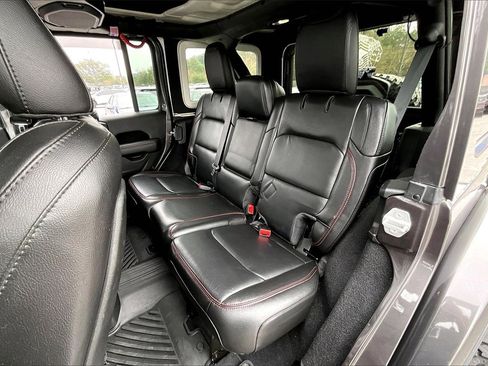 Used 2021 Jeep Wrangler Unlimited Rubicon image 19