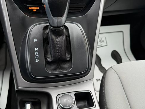 Used 2015 Ford Escape SE image 40