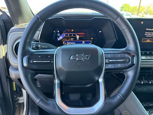 Used 2023 Chevrolet Colorado ZR2 w/ ZR2 Convenience Package III image 15