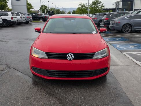 Used 2012 Volkswagen Jetta TDI FWD image 10