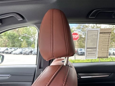 Certified 2025 MAZDA CX-5 Carbon Edition image 17