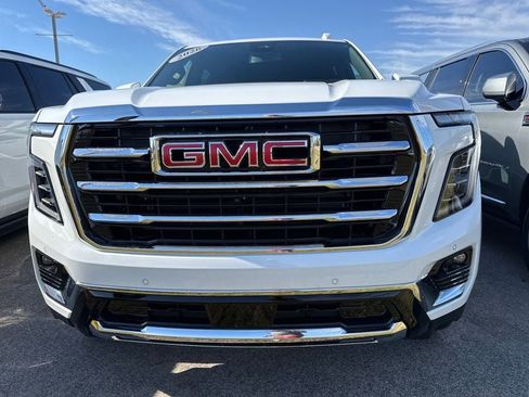 New 2026 GMC Yukon XL Elevation image 2