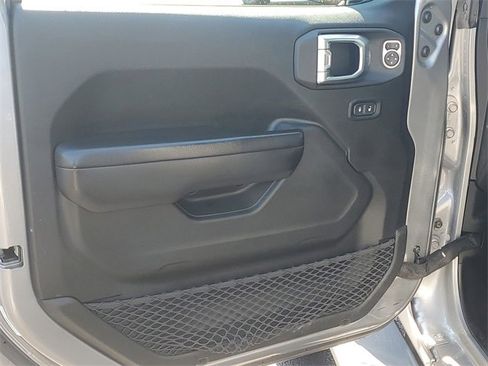 Used 2020 Jeep Gladiator Sport w/ Quick Order Package 24S image 31