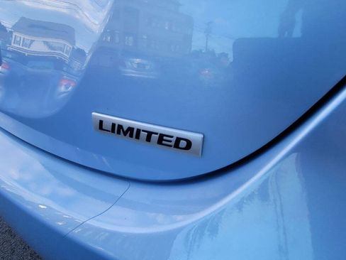 Used 2013 Hyundai Elantra Limited w/ Technology Pkg FWD image 31
