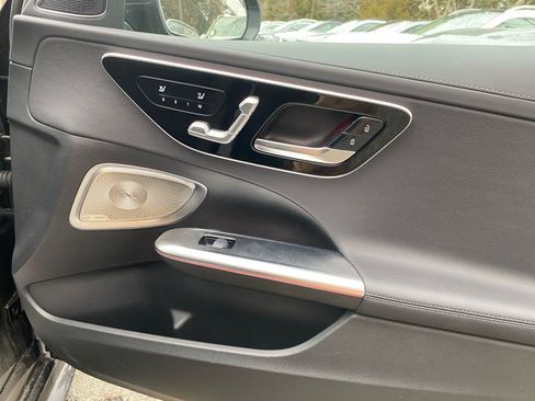 Used 2025 Mercedes-Benz C 300 4MATIC Sedan image 31
