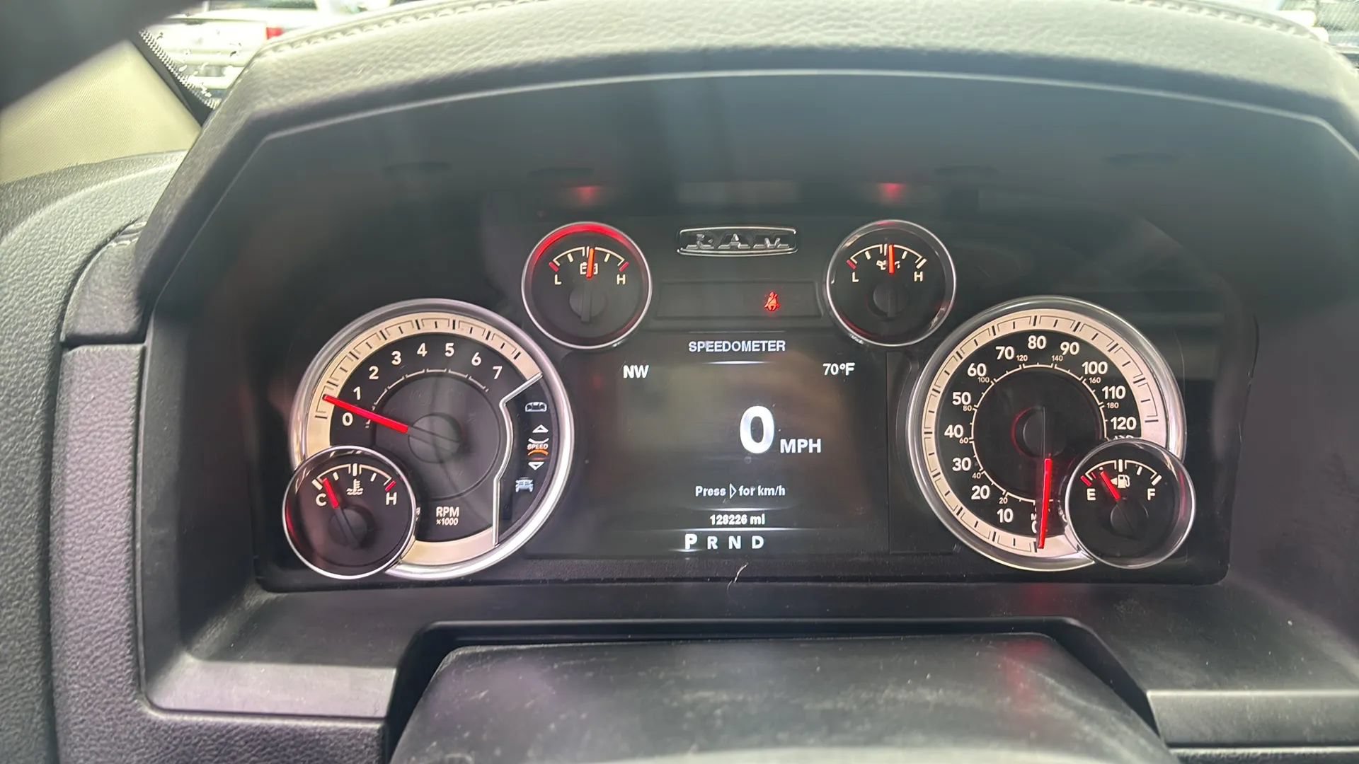 Used 2014 RAM 1500 Laramie w/ Convenience Group AWD/4WD image 23