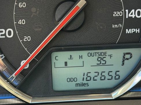 Used 2015 Toyota RAV4 Limited AWD/4WD image 20