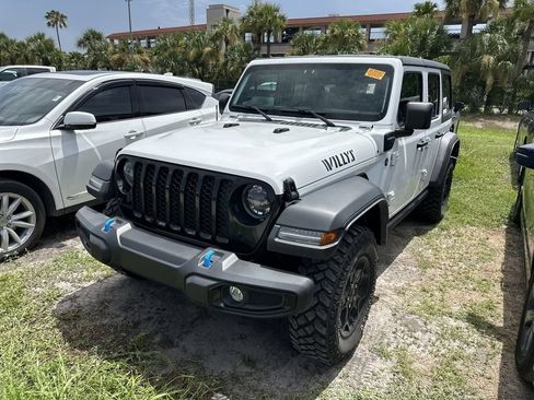 Used 2023 Jeep Wrangler Unlimited AWD/4WD image 9