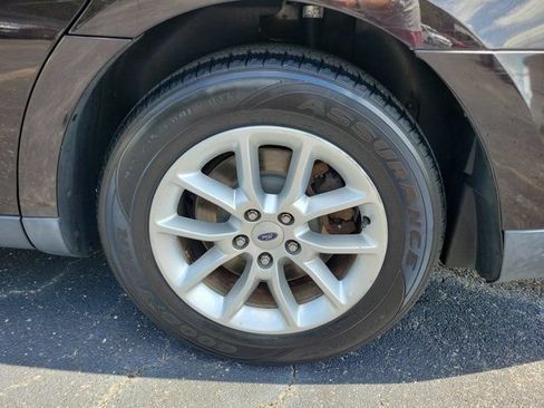 Used 2014 Ford Taurus SE FWD image 20