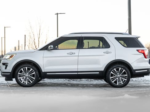 Used 2019 Ford Explorer Platinum image 6