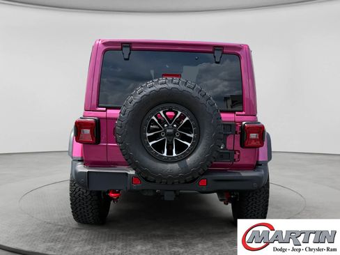Used 2024 Jeep Wrangler Unlimited Rubicon AWD/4WD image 6