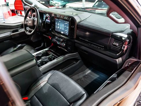 Used 2023 Ford F250 Lariat w/ Lariat Ultimate Package AWD/4WD image 22