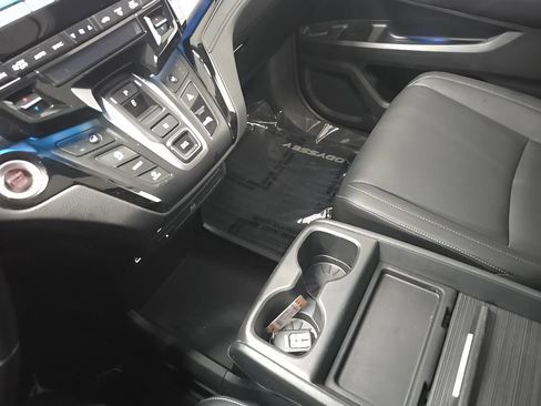 Used 2022 Honda Odyssey Touring image 28