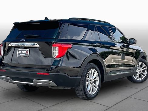 Used 2021 Ford Explorer XLT w/ Equipment Group 202A RWD image 13