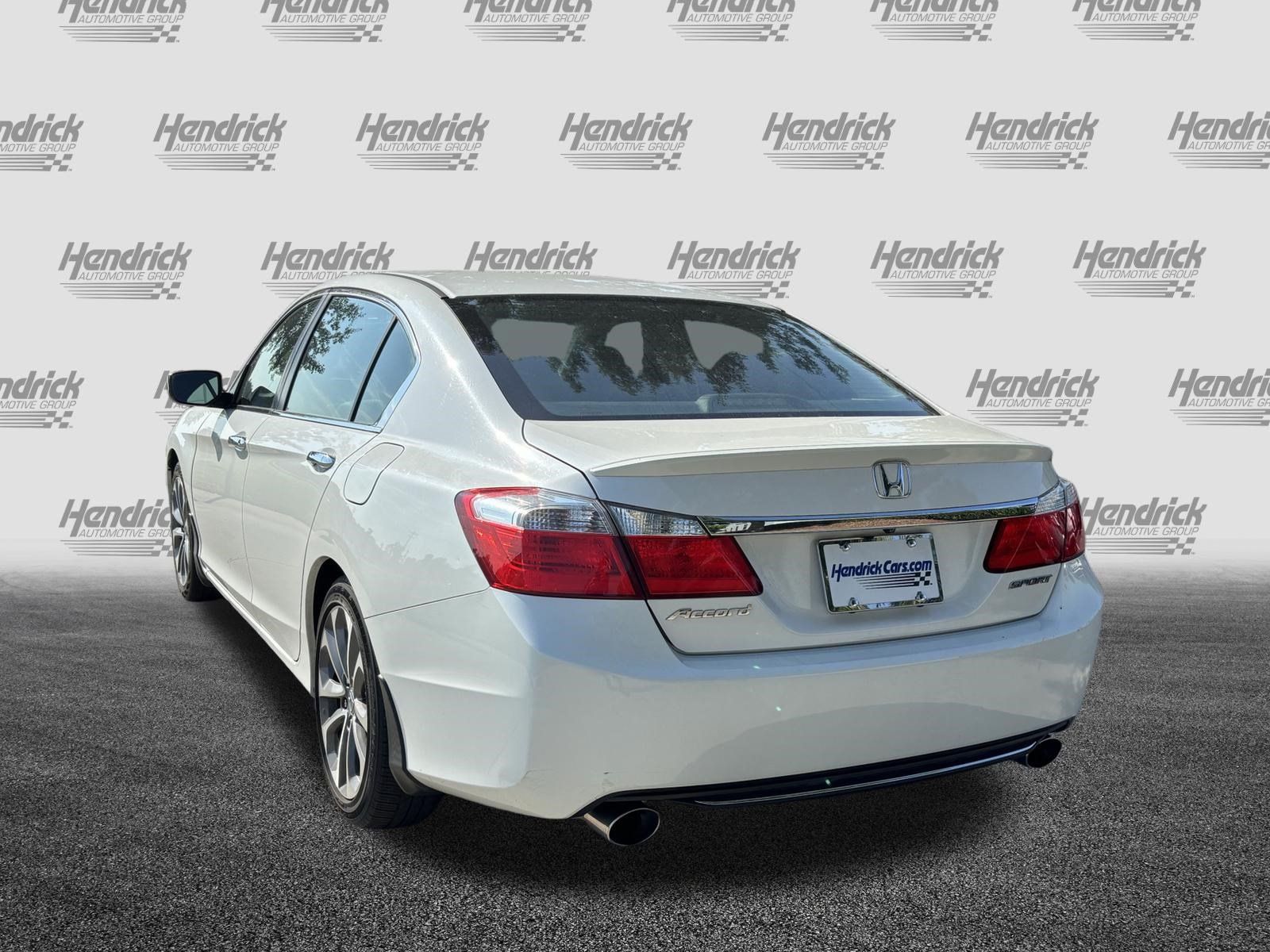Used 2015 Honda Accord Sport image 9