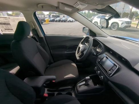 New 2025 Nissan Kicks Play S image 12