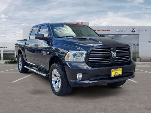 Used 2016 RAM 1500 Sport w/ Convenience Group image 7