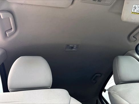 Used 2021 Honda HR-V LX image 13