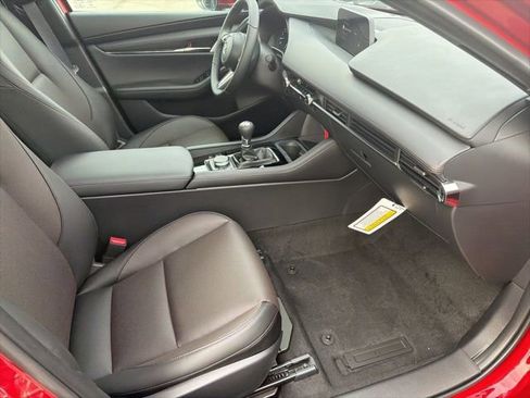 New 2026 MAZDA MAZDA3 2.5 S Hatchback w/ Premium Pkg image 33