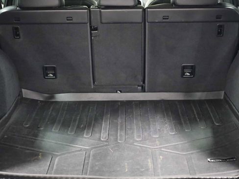 Used 2017 Porsche Cayenne S Platinum image 49