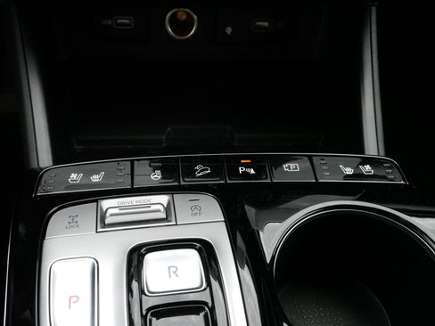 Used 2023 Hyundai Tucson Limited image 26