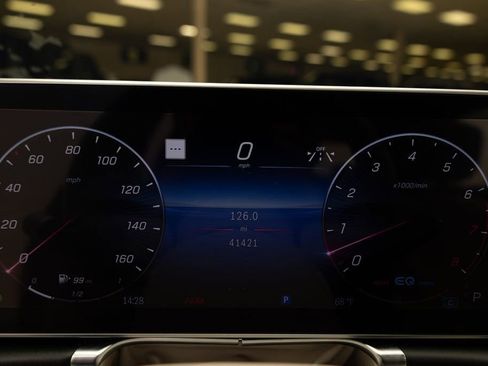 Used 2022 Mercedes-Benz S 500 4MATIC image 32