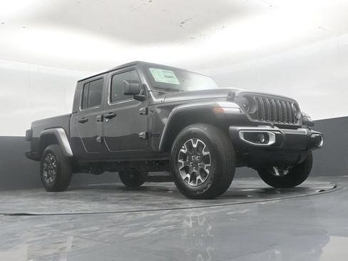 New 2026 Jeep Gladiator Sport AWD/4WD image 45