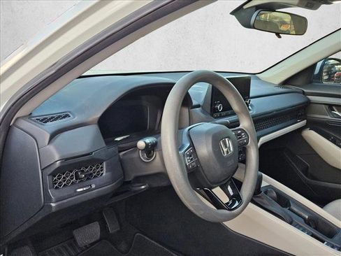Used 2023 Honda Accord LX image 10