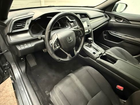 Used 2019 Honda Civic Sport image 14