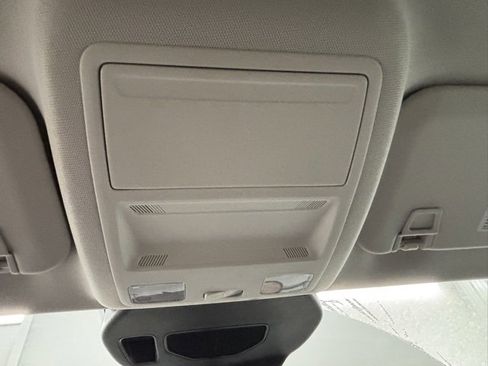 Used 2022 Ford Escape SE image 30