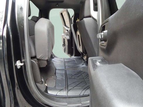 Used 2019 Chevrolet Silverado 1500 Custom Trail Boss w/ Custom Convenience Package image 34