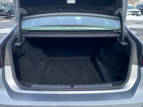 Used 2023 BMW 760i xDrive 760i xDrive image 12