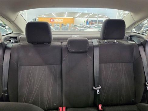 Used 2017 Ford Focus SEL FWD image 15